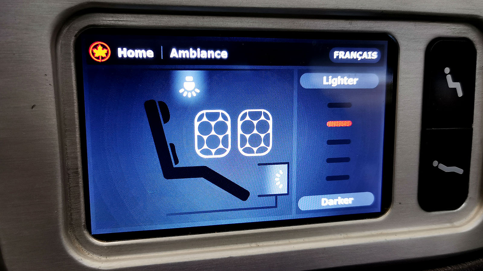Dimmable windows in Air Canada Boeing 787 Signature Class