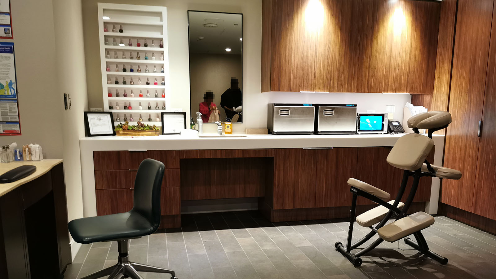 Treatment zone at the Amex Centurion Lounge in Los Angeles