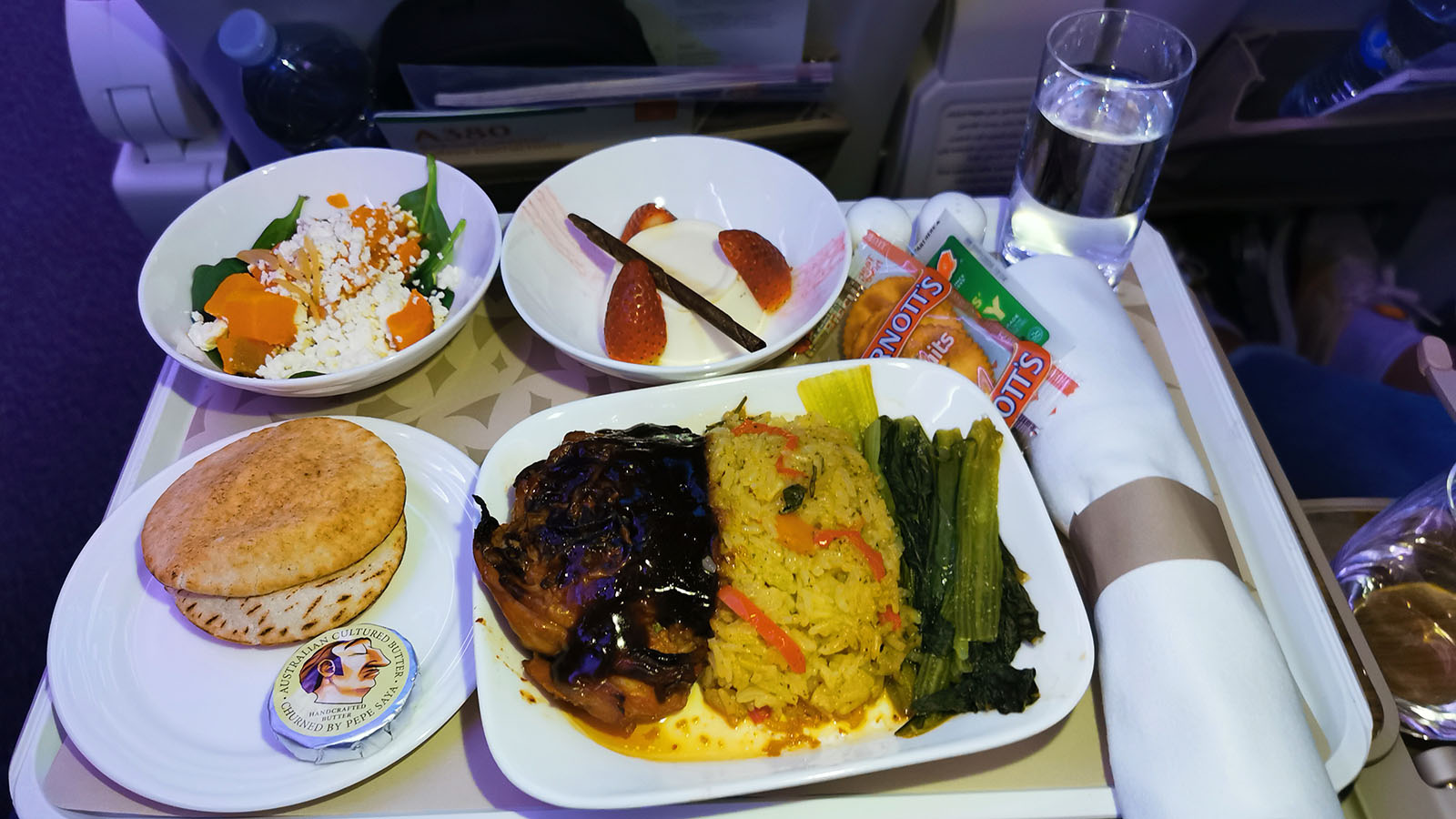 Hot dinner in Emirates Airbus A380 Premium Economy