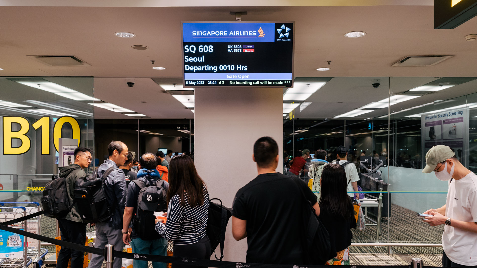 Singapore Changi Airport boarding
