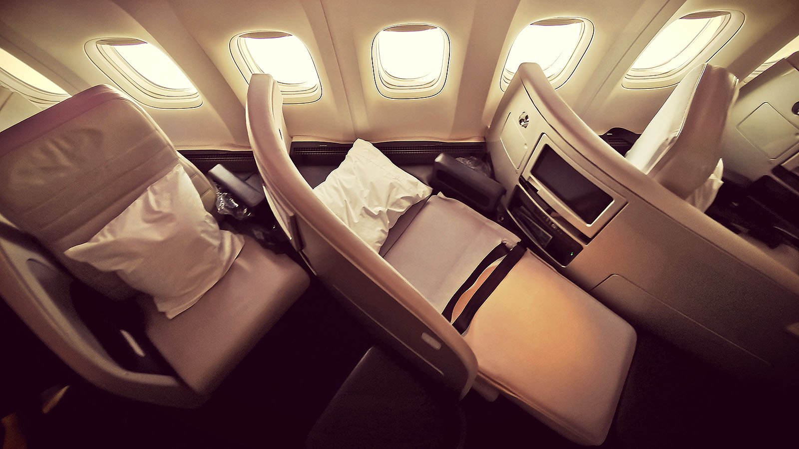 Sleep in Air New Zealand Boeing 777 Business Premier