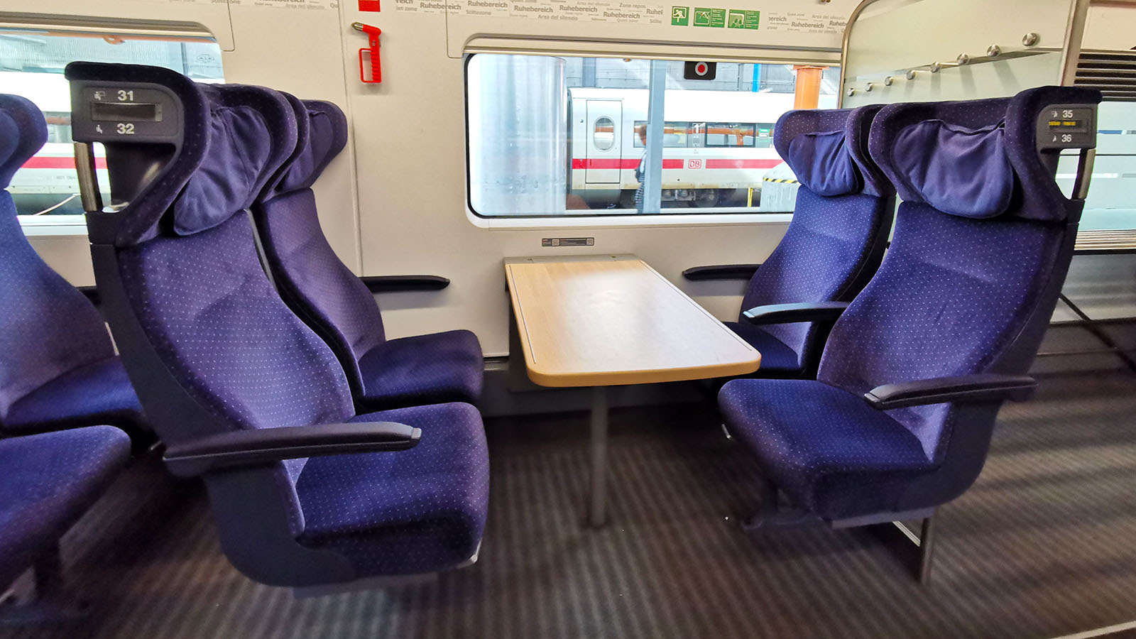 Four seats with table on Deutsche Bahn
