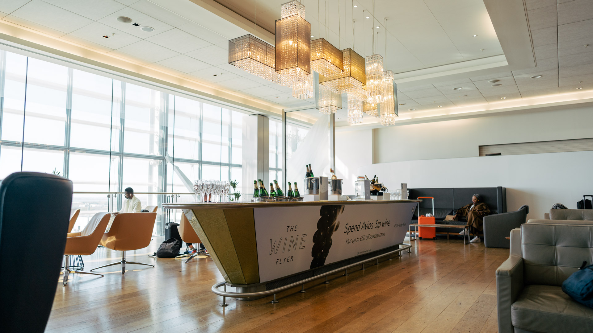 British Airways Galleries First Lounge satellite bar