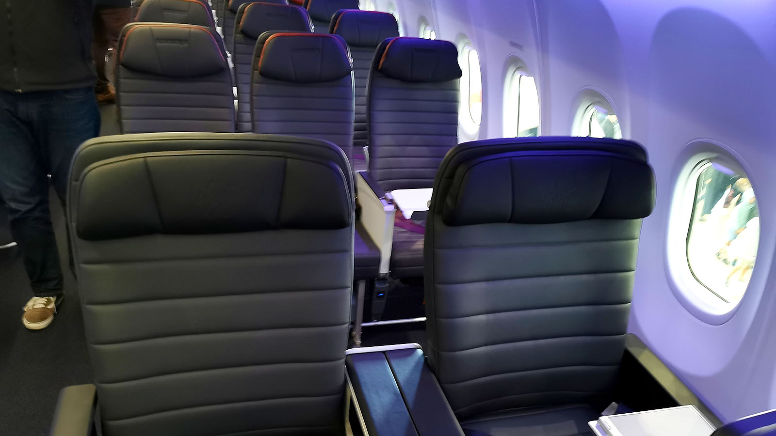 Virgin Australia Boeing 737 MAX 8 Business Class headrest