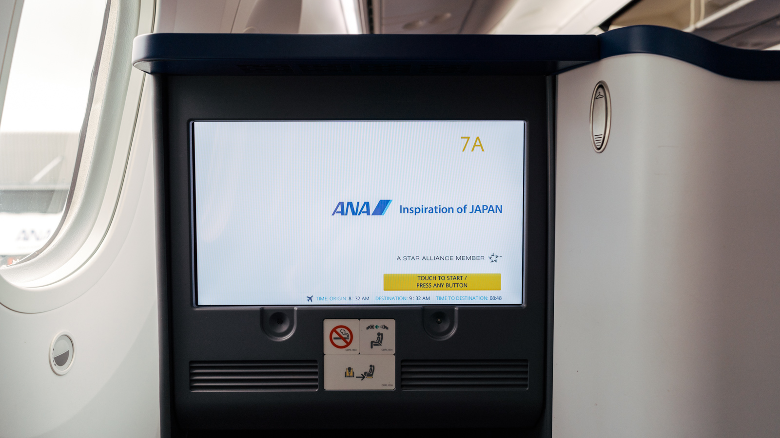 ANA Boeing 787-9 Business Class screen