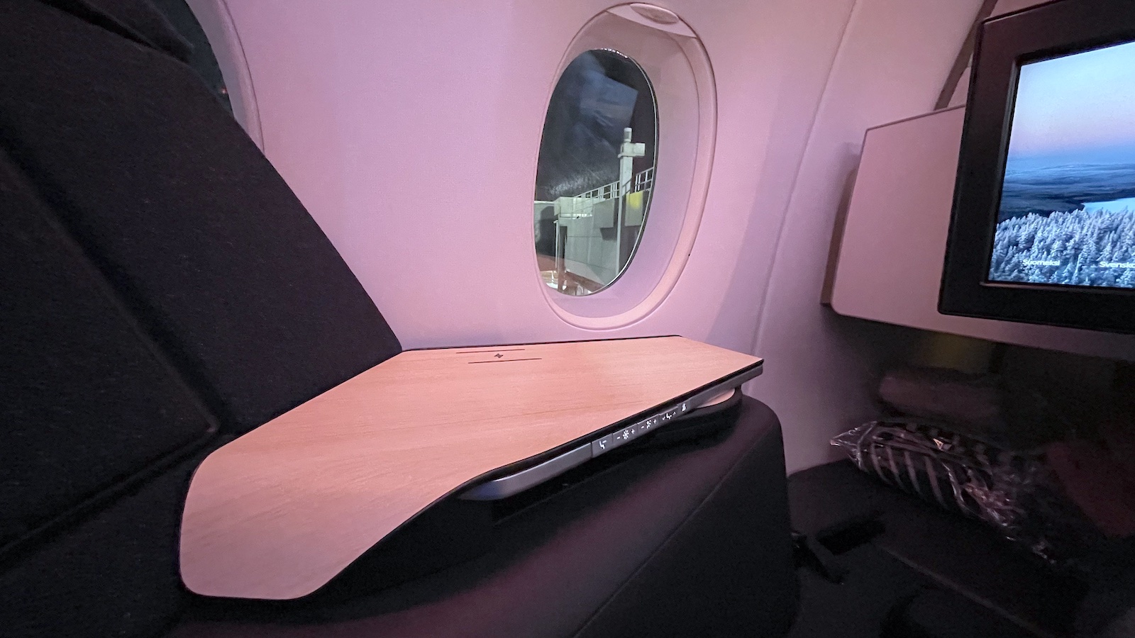 Finnair A350 Business Class Seat Side Table