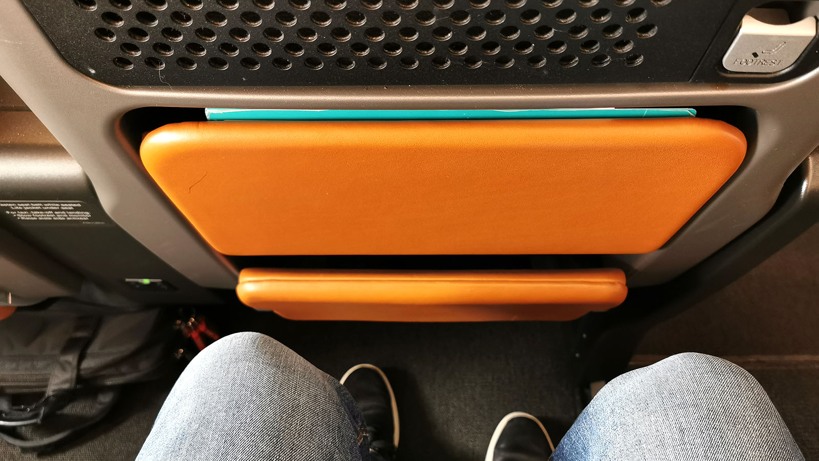 Legroom in Qantas A380 Premium Economy