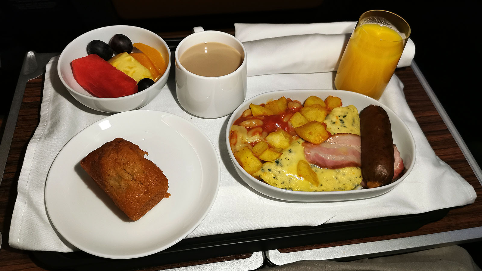 Meal in Qantas A380 Premium Economy