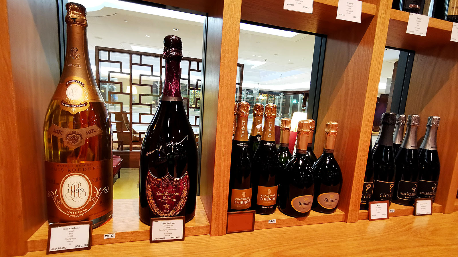 Buy Dom Perignon and Cristal in the Emirates First Class Lounge in Dubai Concourse A