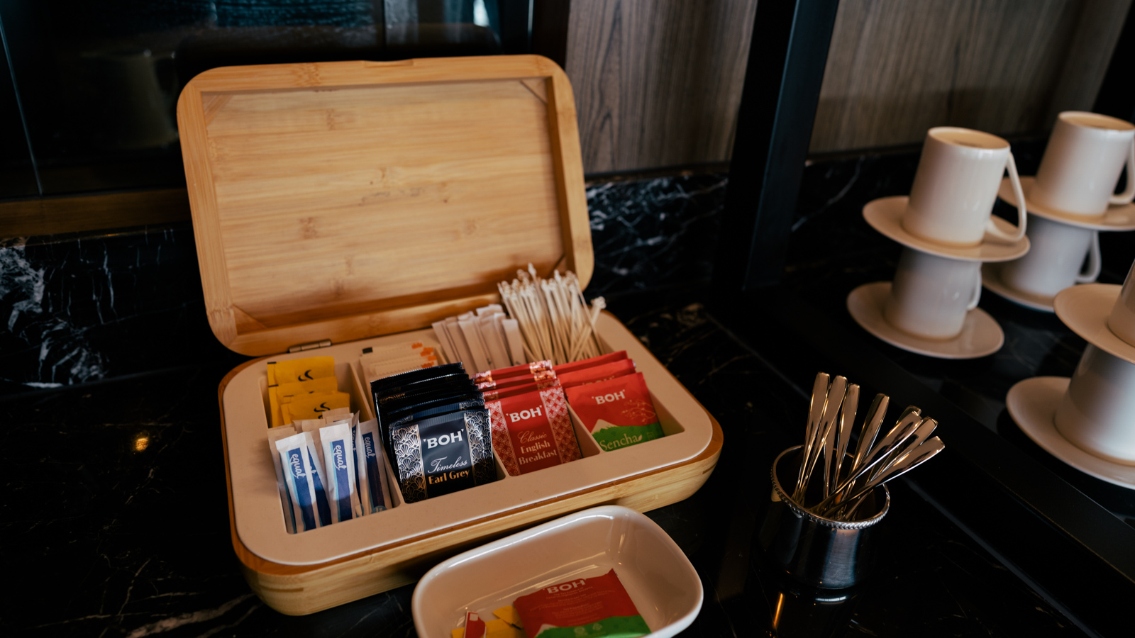 Malaysia Airlines Platinum Lounge tea