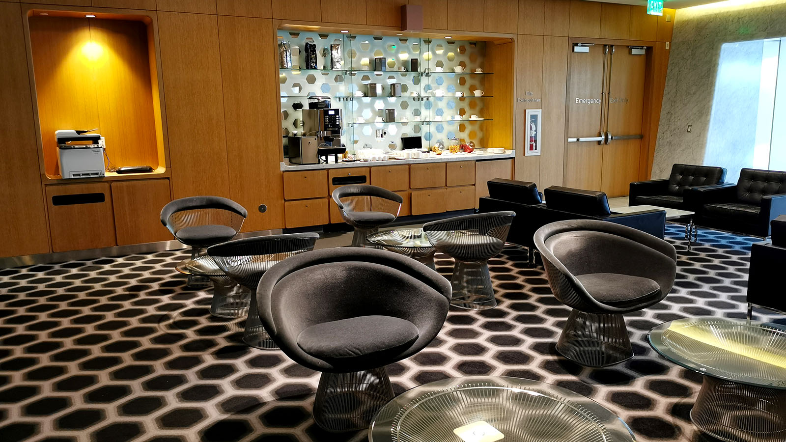 Seating in the Qantas Los Angeles International First Lounge