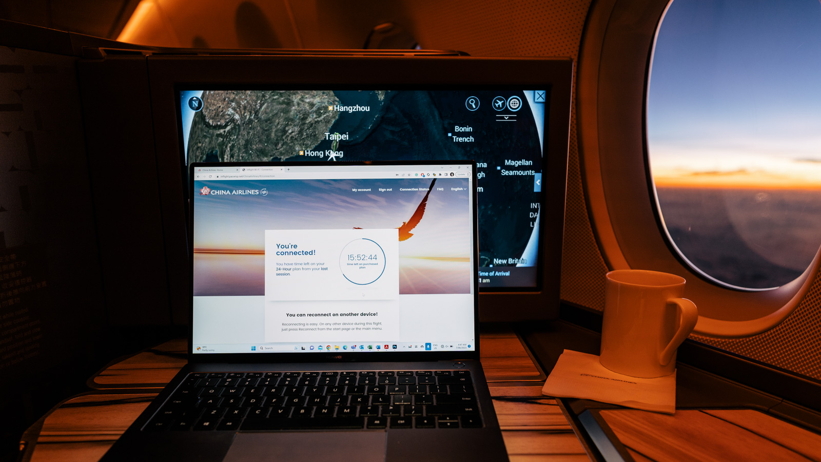 China Airlines A350 Business Wi-Fi laptop