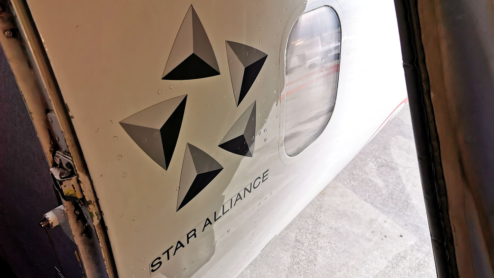 Air Canada belongs to Star Alliance