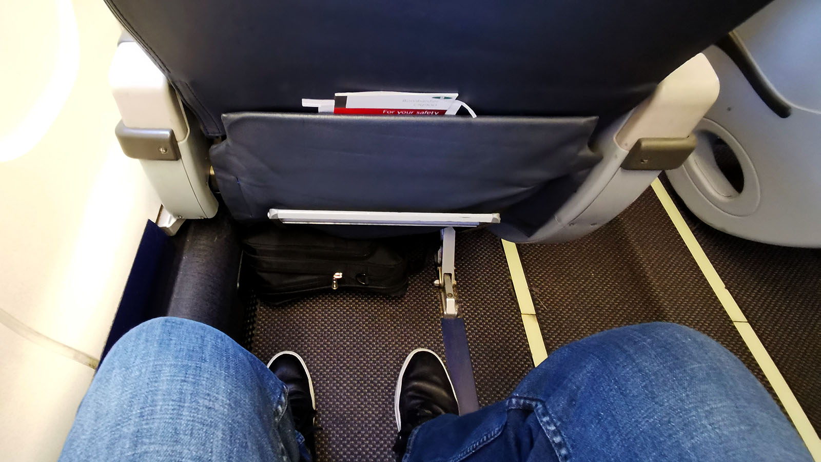 Generous space in Air Canada Bombardier CRJ900 Business Class