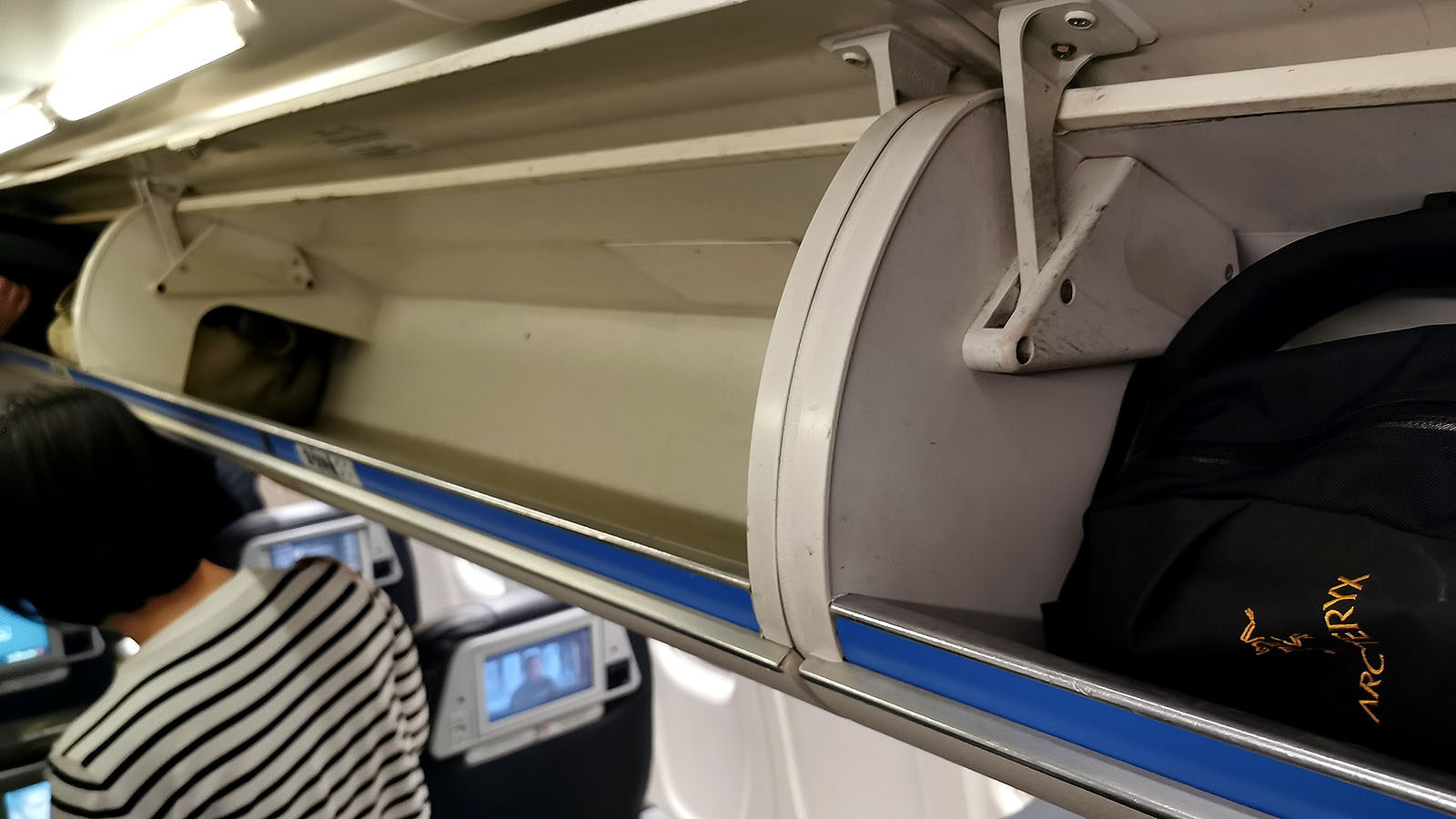 Storage bins in Air Canada Bombardier CRJ900 Business Class