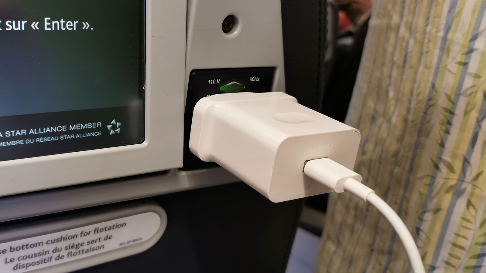 Power socket in Air Canada Bombardier CRJ900 Business Class