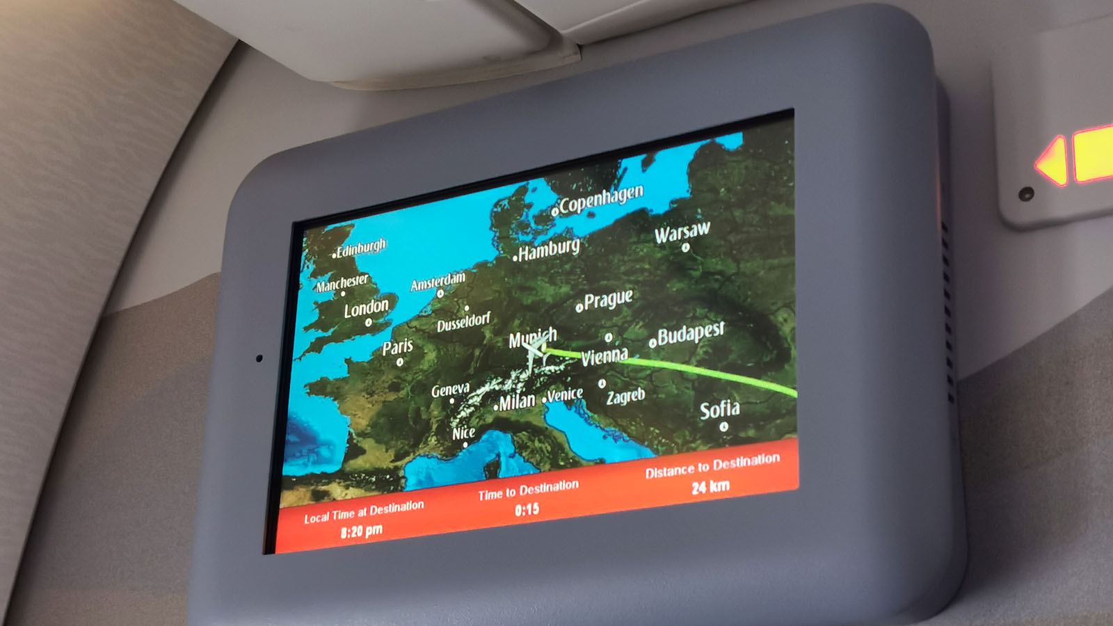 Moving map in Emirates Airbus A380 Economy