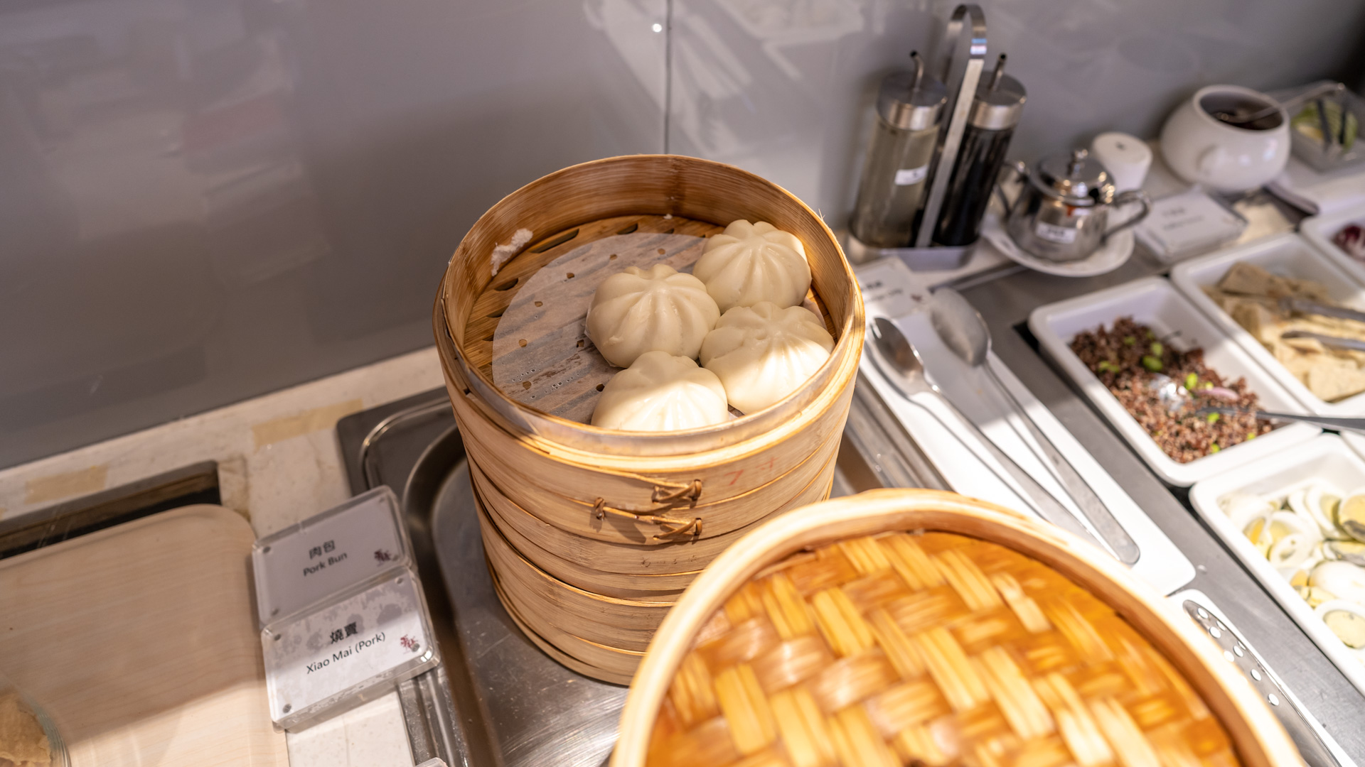 China Airlines Taipei Lounge T2 steamed buns