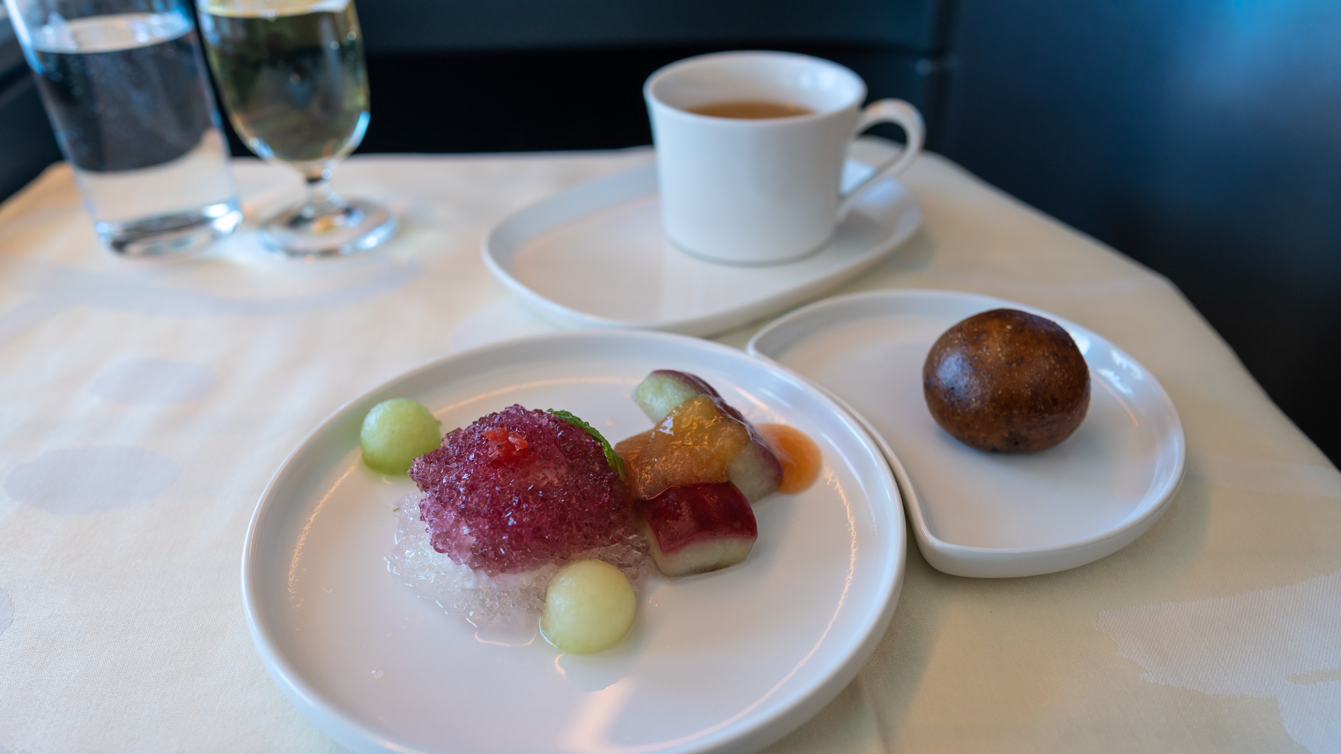 China Airlines Boeing 777 Business Class dessert