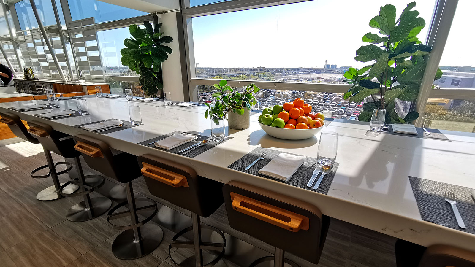 Meal area in the Qantas International Lounge, Brisbane