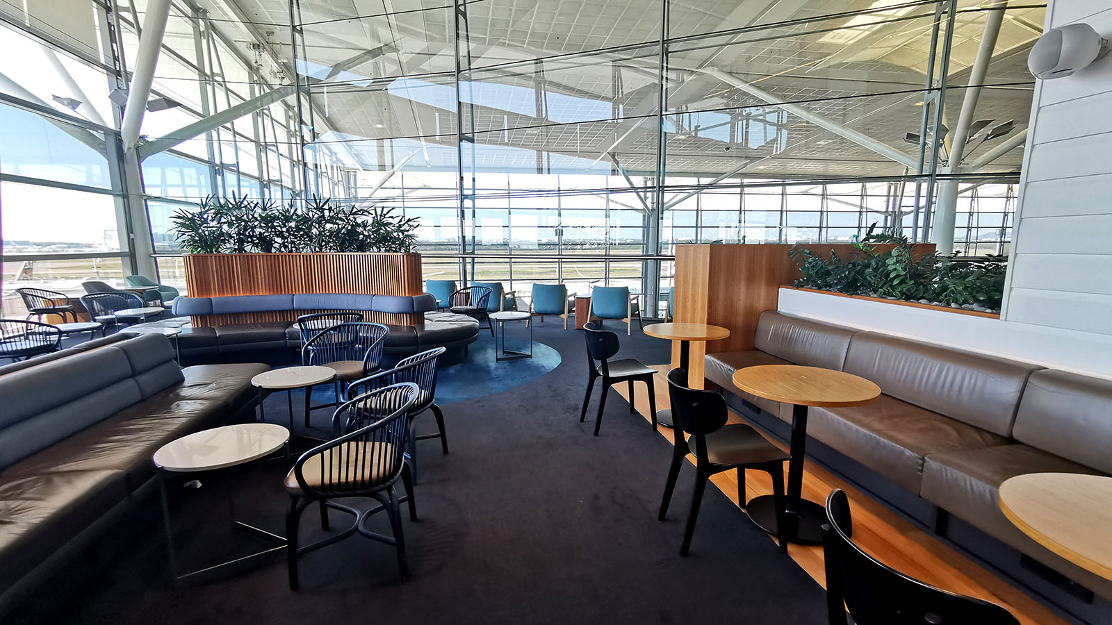 Open space in the Qantas International Lounge, Brisbane