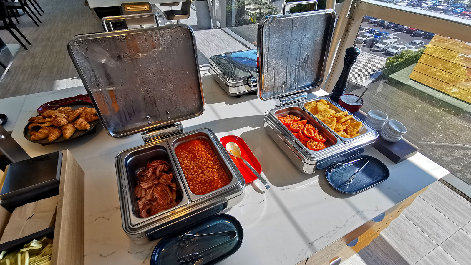 Choice of breakfast dishes in the Qantas International Lounge, Brisbane