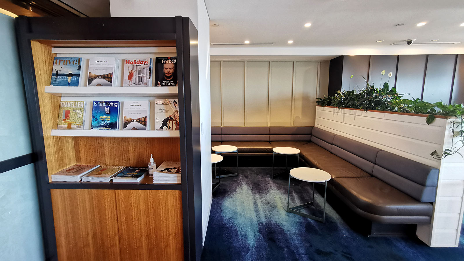 Magazines in the Qantas International Lounge, Brisbane