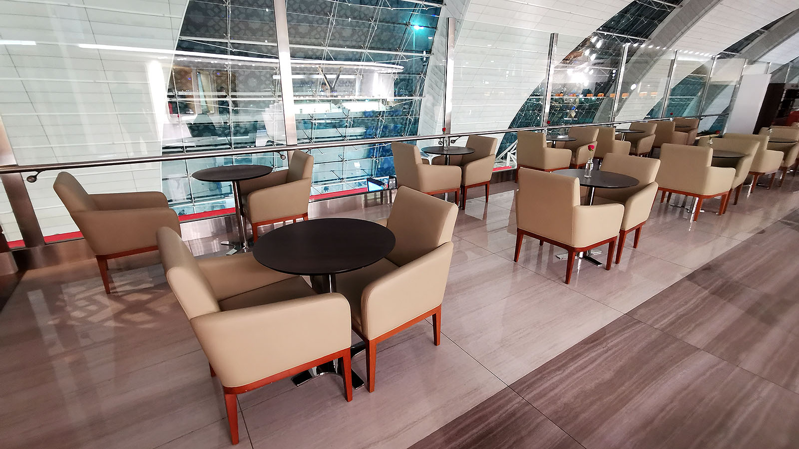 Place to sit in the Emirates Business Class Lounge Dubai T3, Concourse B