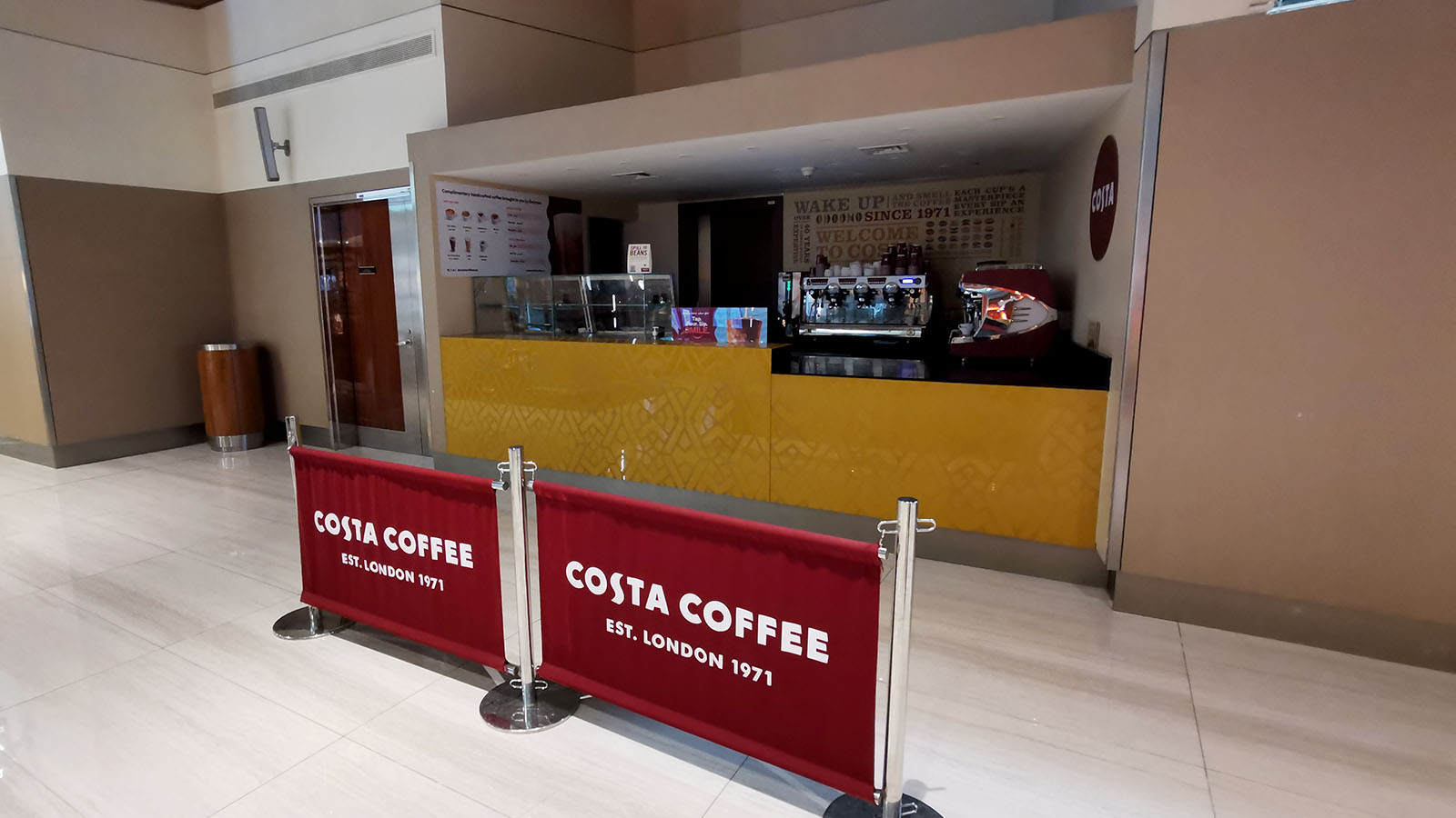 Coffee shop in the Emirates Business Class Lounge Dubai T3, Concourse B