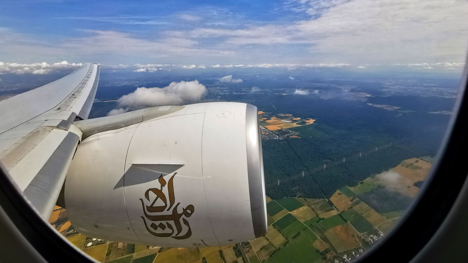 Departing Frankfurt in Emirates Boeing 777 Business Class