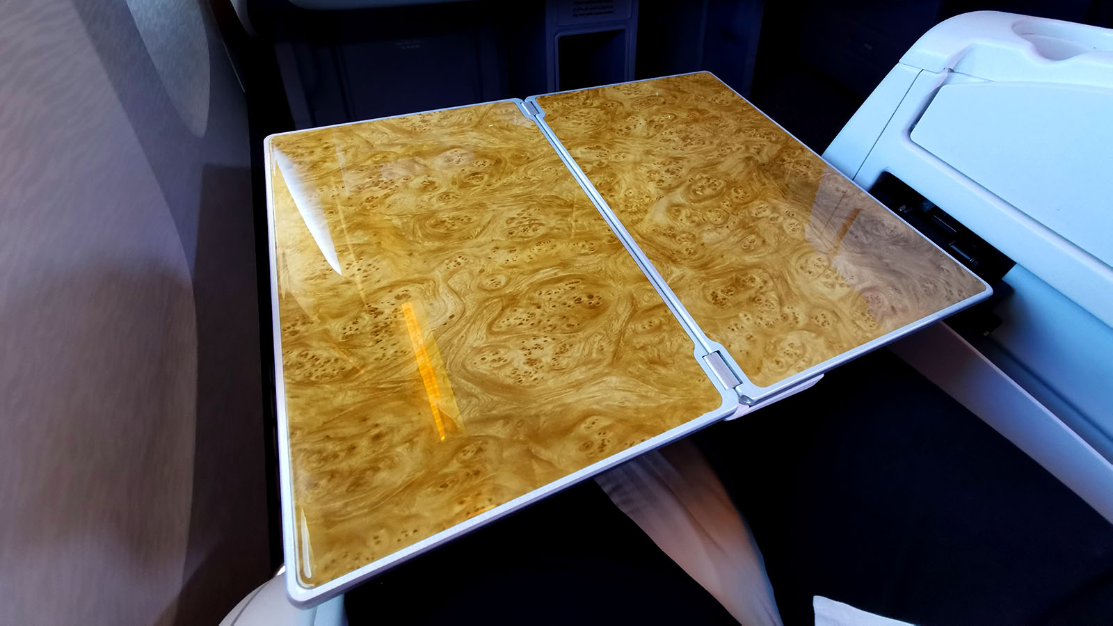 Meal tray in Emirates Boeing 777 Business Class