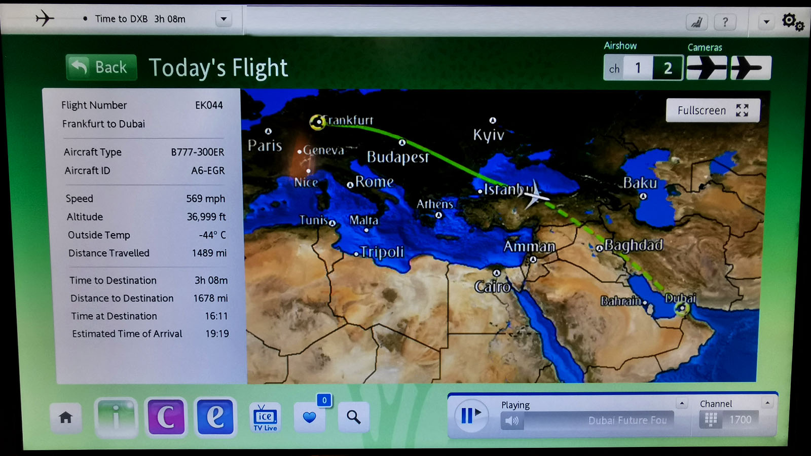 Flight progress in Emirates Boeing 777 Business Class