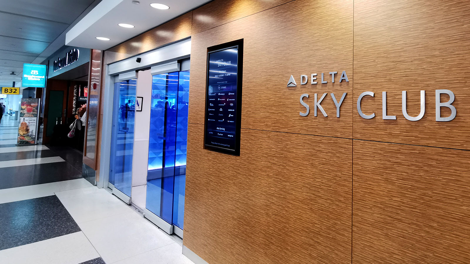 Entry to the Delta Sky Club New York JFK T4B