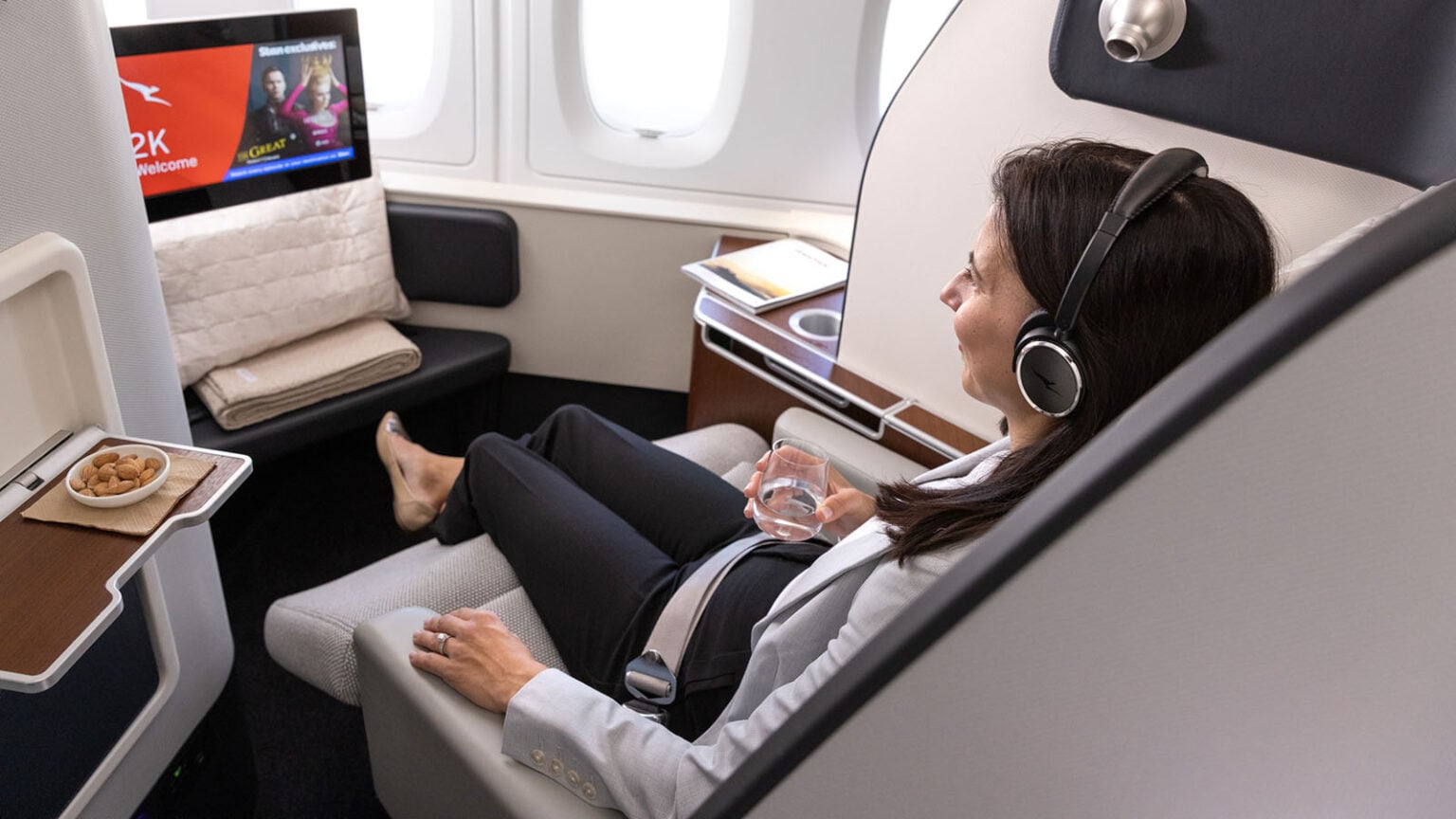 Qantas Flight QF93 (Melbourne – Los Angeles) - Point Hacks