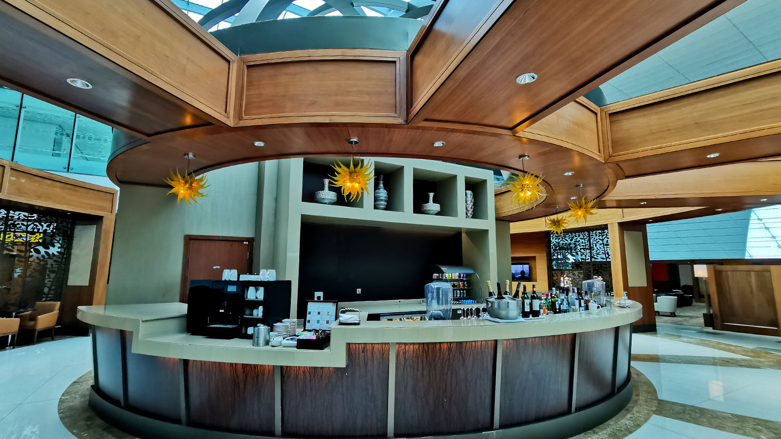 Staffed bar in the Emirates Business Class Lounge, Dubai Concourse A