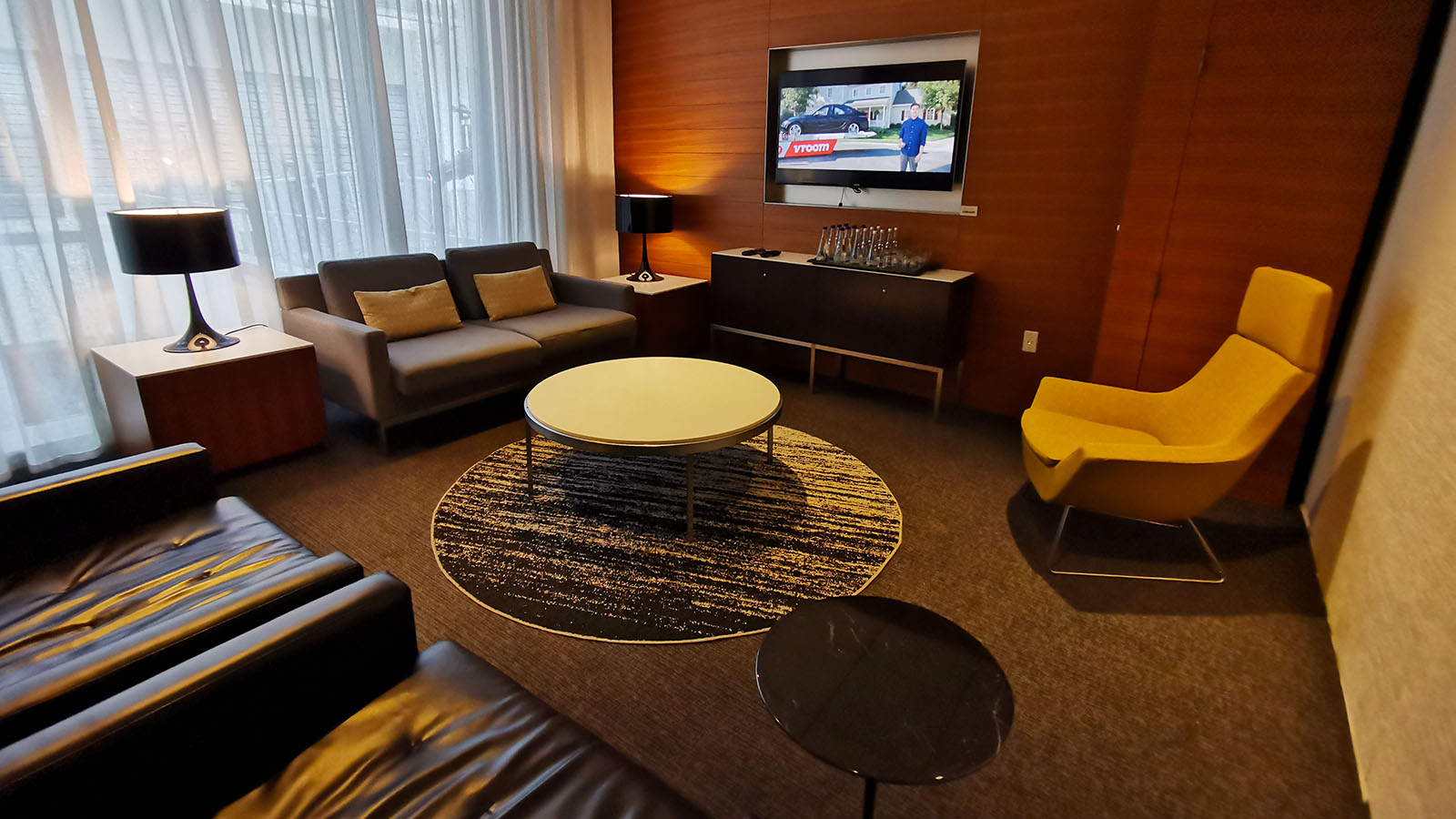 VIP suite in the Star Alliance Lounge (First Class), Los Angeles