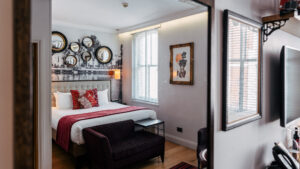 Hotel Indigo London Paddington Superior King room