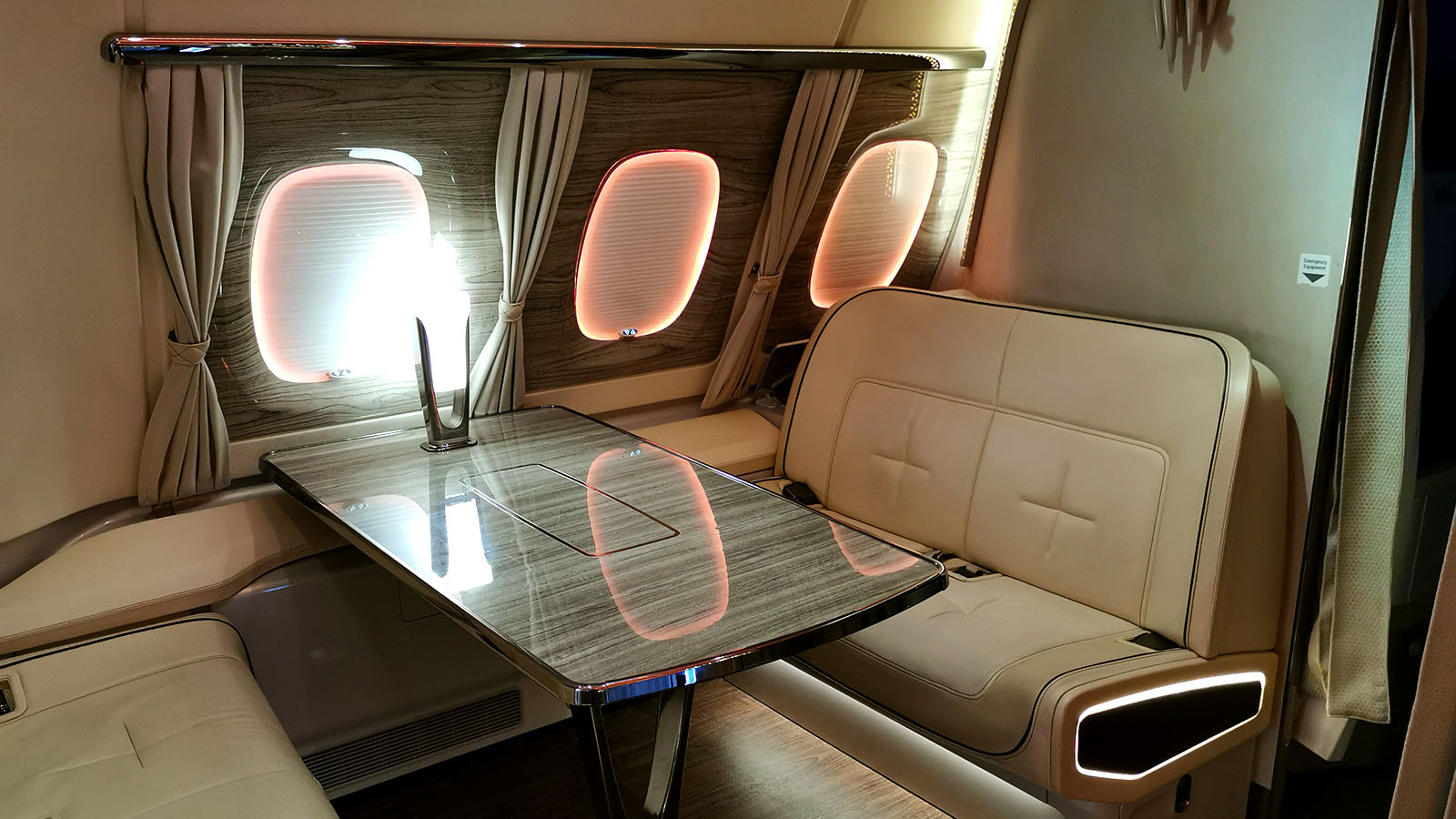 Mingle in Emirates Airbus A380 Business Class