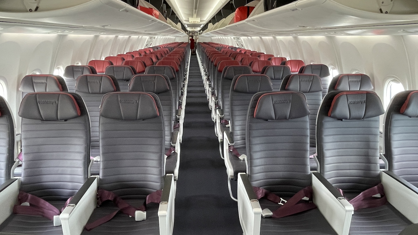 Virgin Australia Cairns Tokyo Haneda Flight Boeing 737 Economy Class