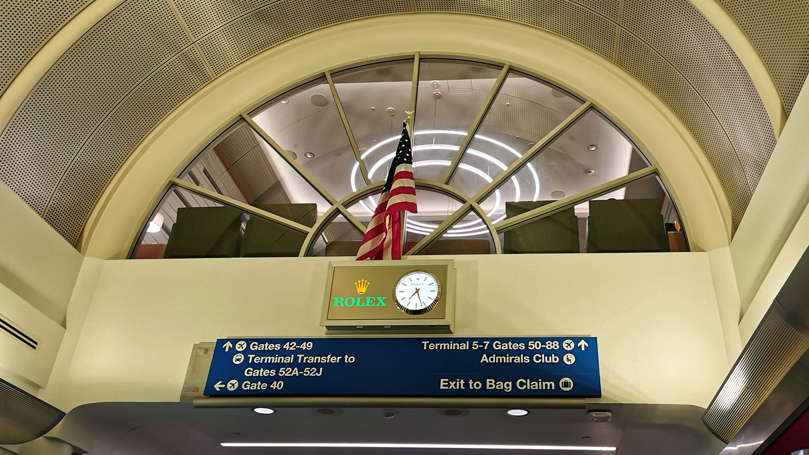 View of the American Airlines Flagship Lounge, Los Angeles