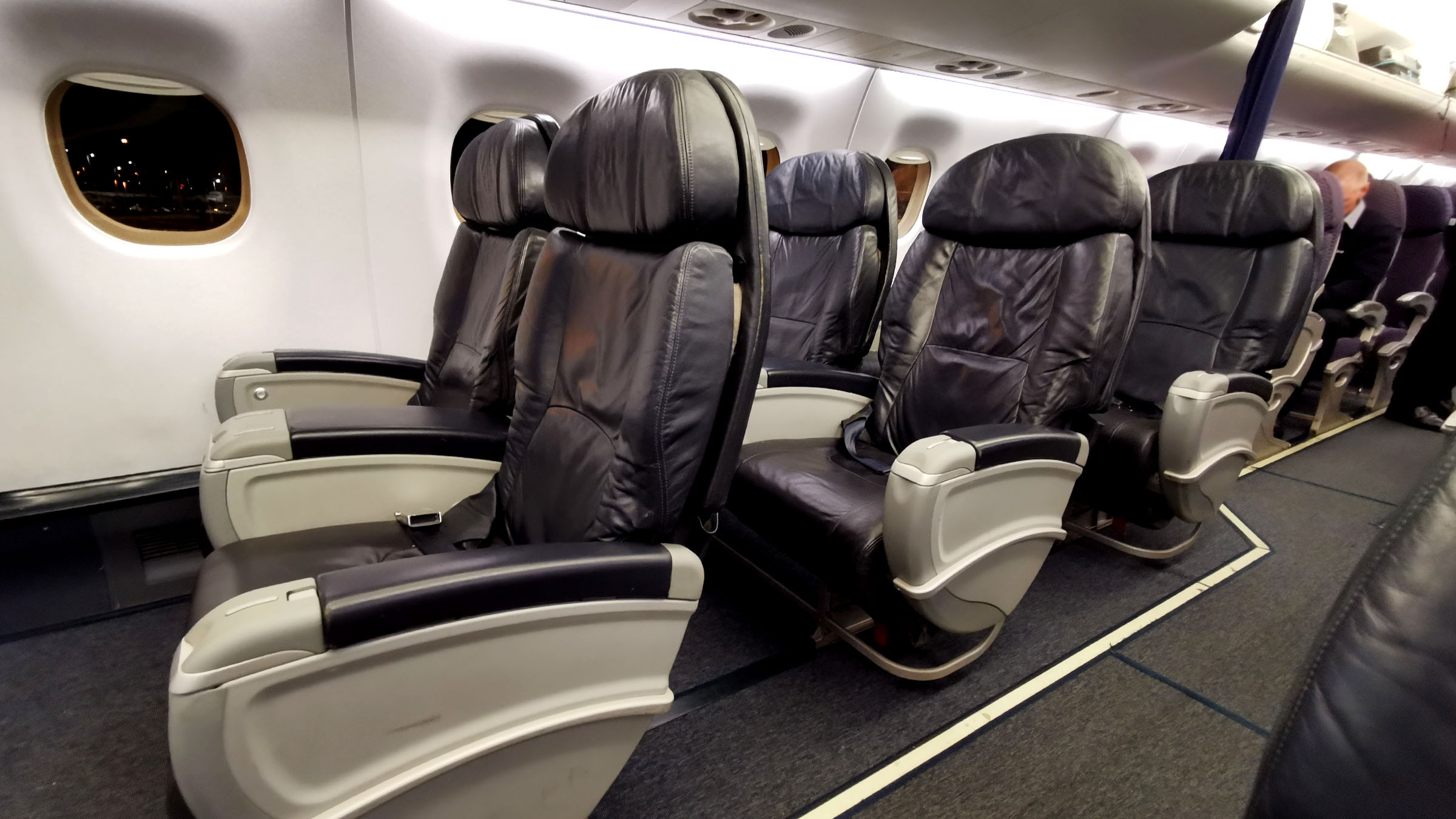 Chairs in QantasLink Embraer E190 Business