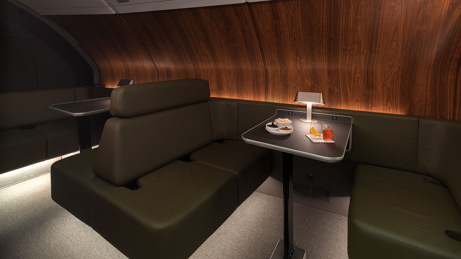Onboard lounge instead of a bar on Qantas' Airbus A380
