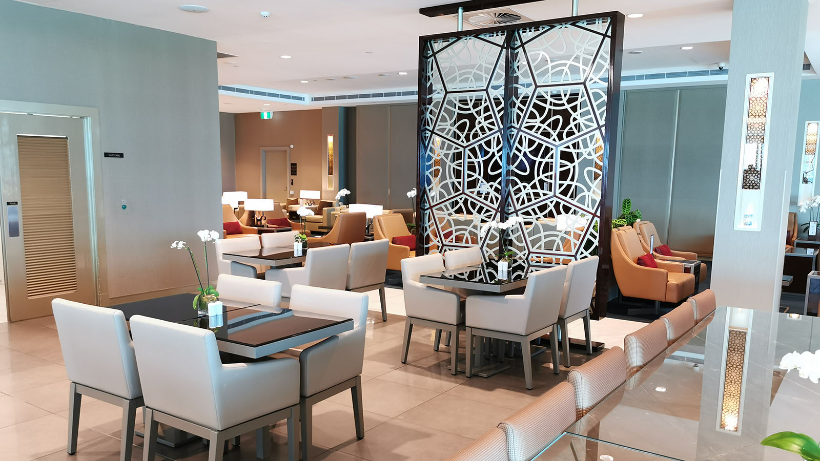 Meal space in the Emirates Lounge, Melbourne