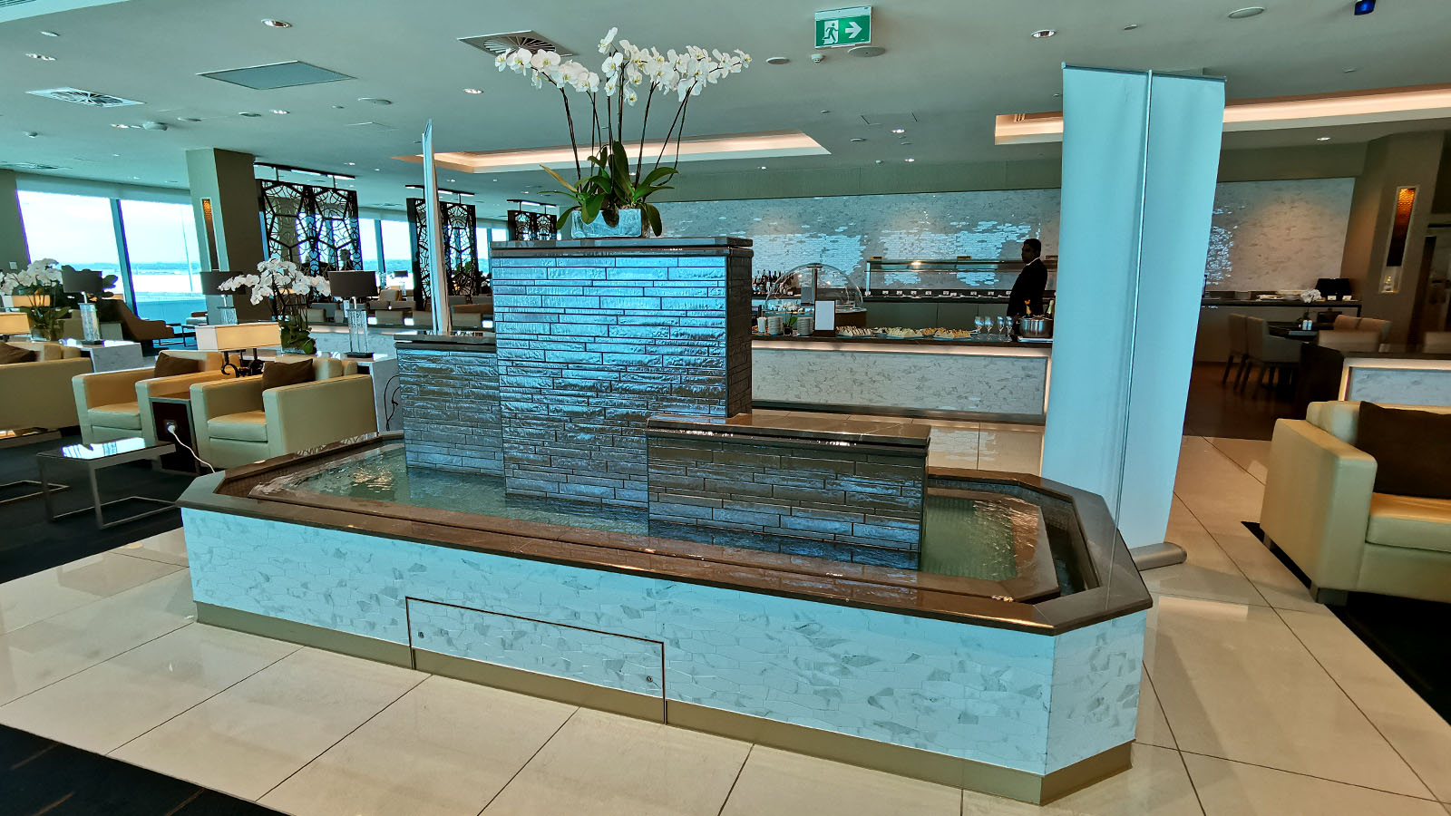 Water feature in the Emirates Lounge, Melbourne