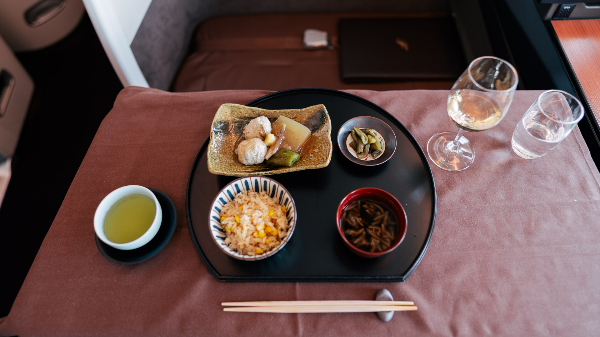 Japan Airlines Boeing 777 First Class hot dish