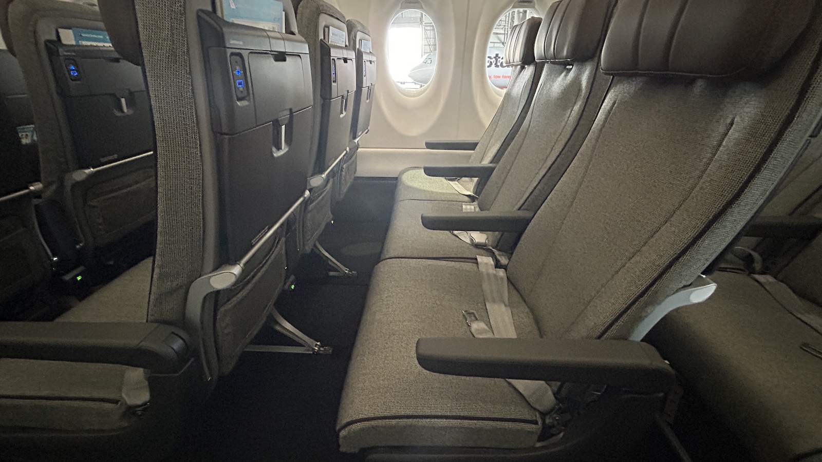 Qantaslink A220 Economy Class Fabric Seats Side View Point Hacks by Daniel Sciberras