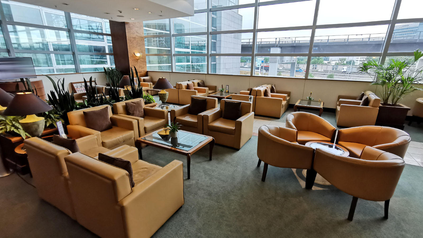 Seating in the Emirates Lounge, Frankfurt