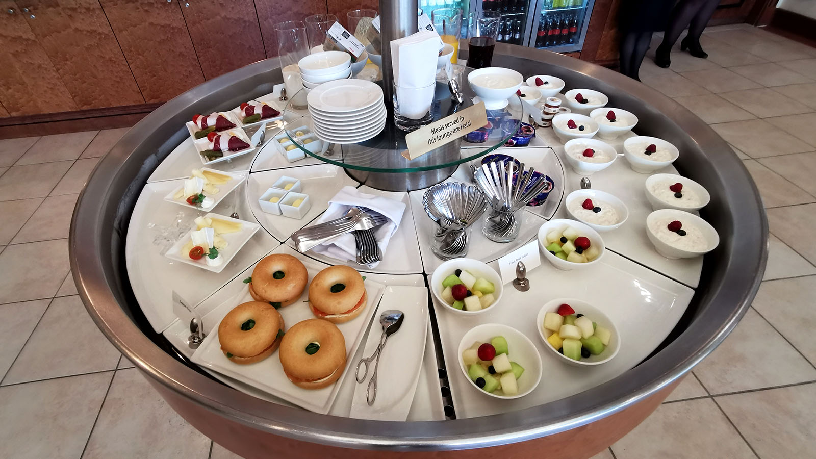 Breakfast in the Emirates Lounge, Frankfurt