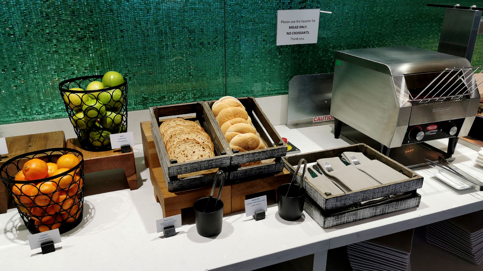 Breads in the American Airlines Arrivals Lounge at London Heathrow