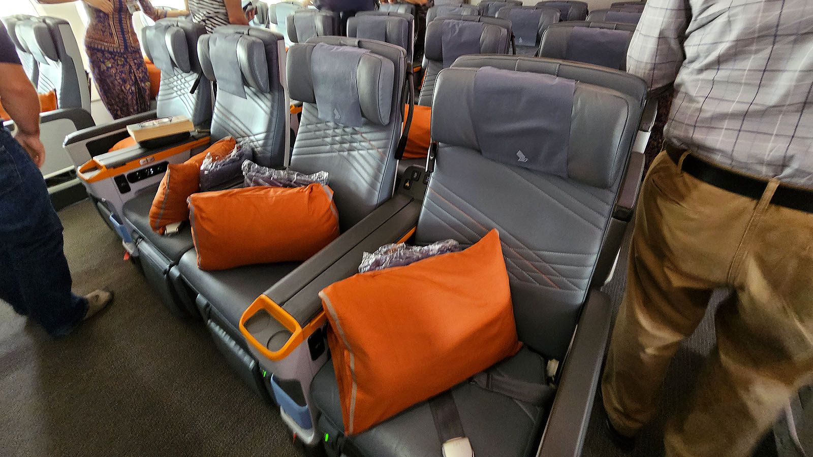 Quad seating in Singapore Airlines Airbus A380 Premium Economy